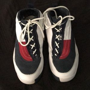 Tommy Hilfiger kiffs